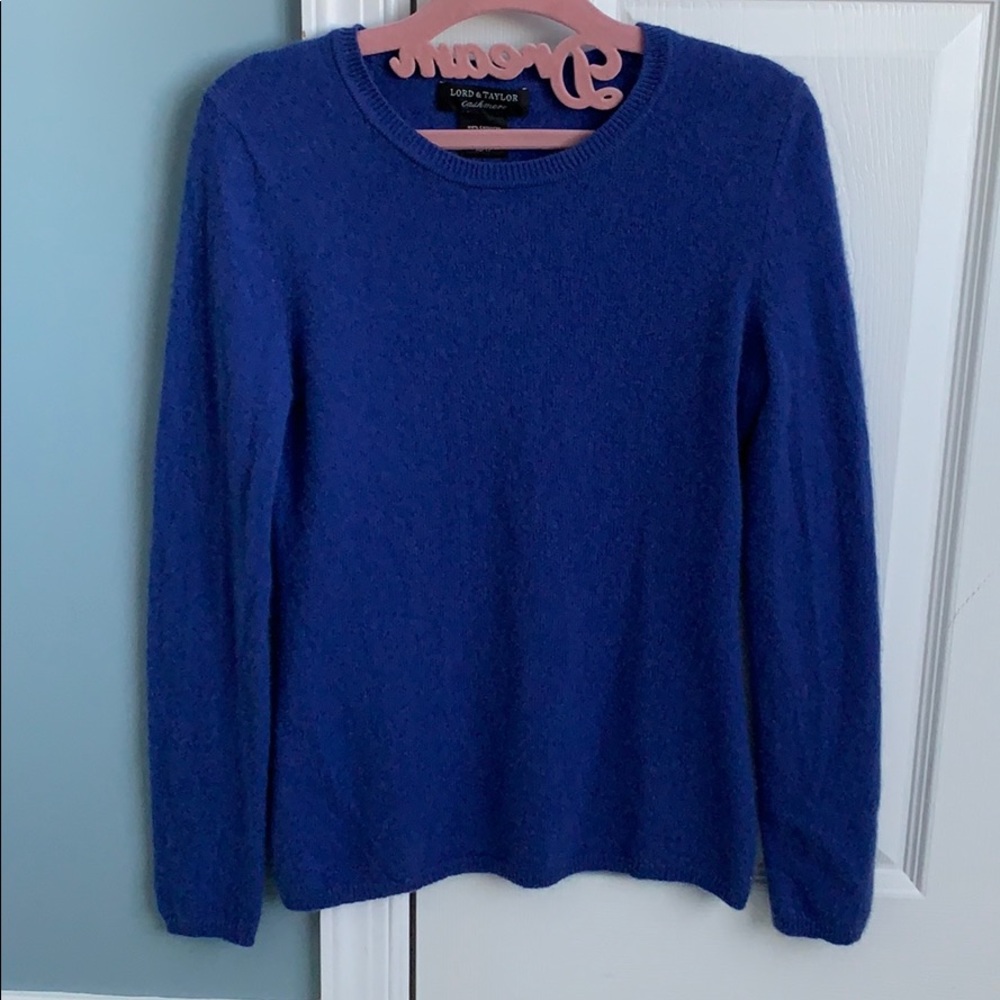 Lord and Taylor cashmere sweater